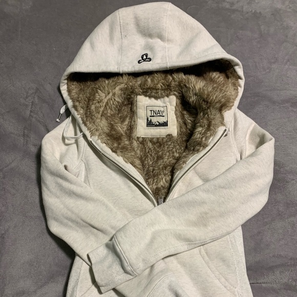 TNA Faux Fur Sweater - Picture 1 of 3